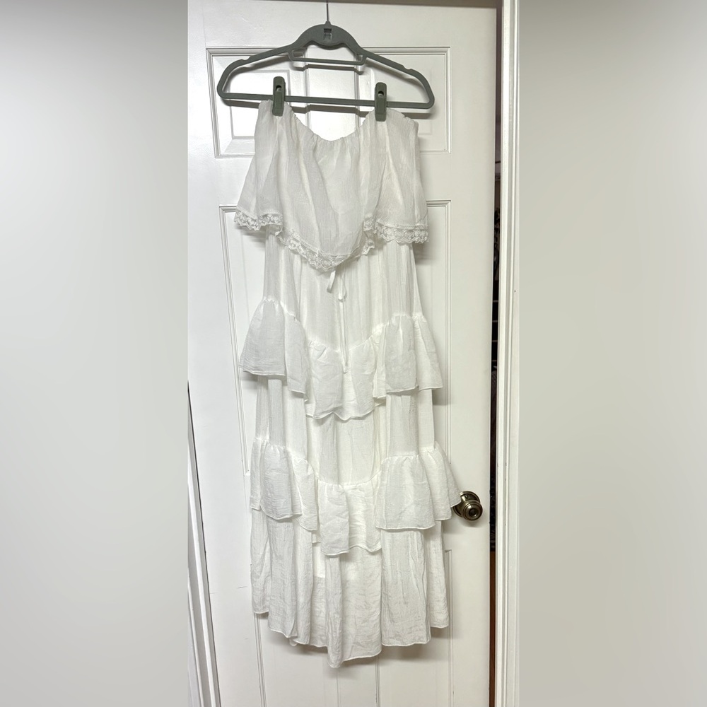 Elegant White Maxi Dress